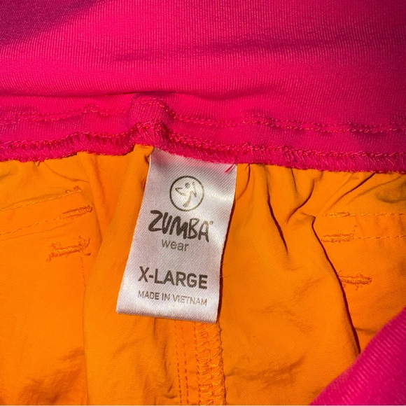 EUC - ZUMBA Wear Adjustable Cargo Workout Pants - Picture 4 of 15